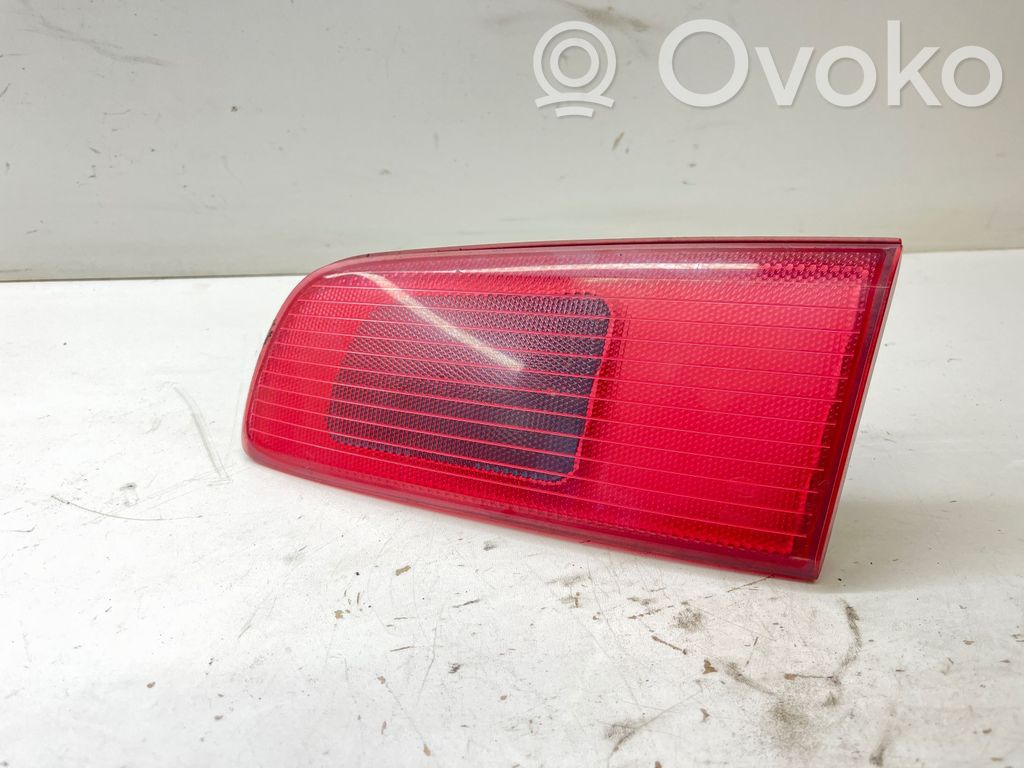 Tailgate rear/tail lights