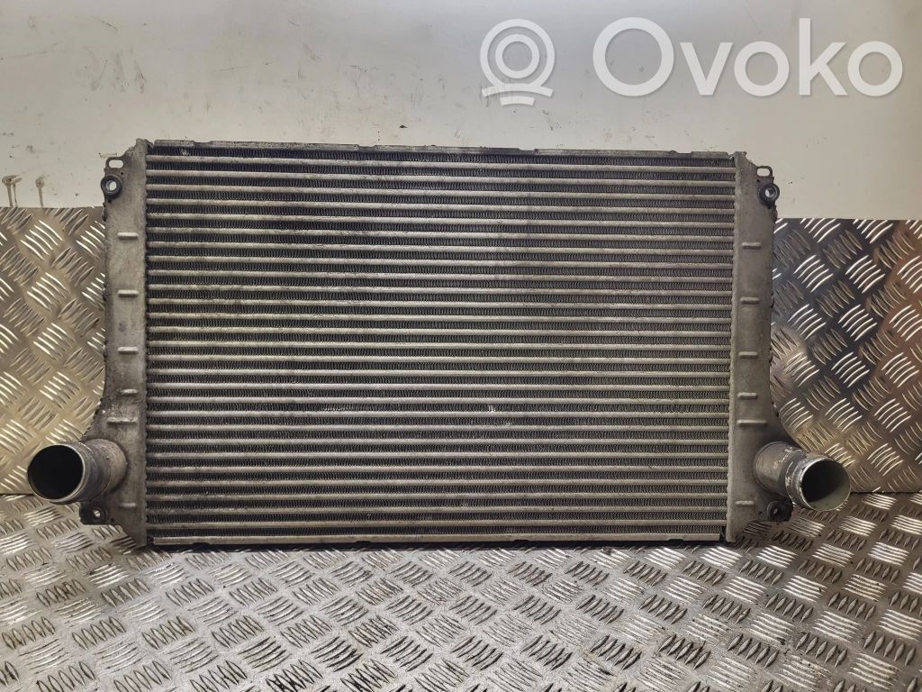 Toyota Avensis T250 Interkūlerio radiatorius 