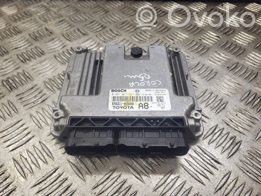 Toyota Corolla E120 E130 Unidad de control/módulo del motor 