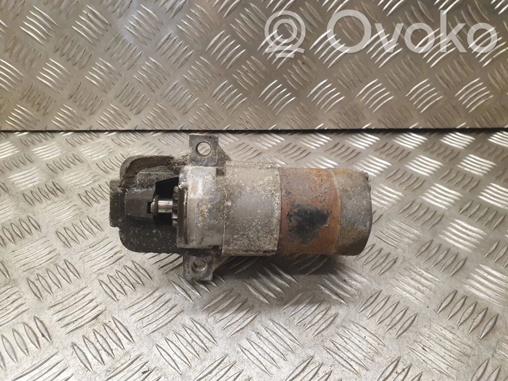 Motor de arranque   M000T90981,L813