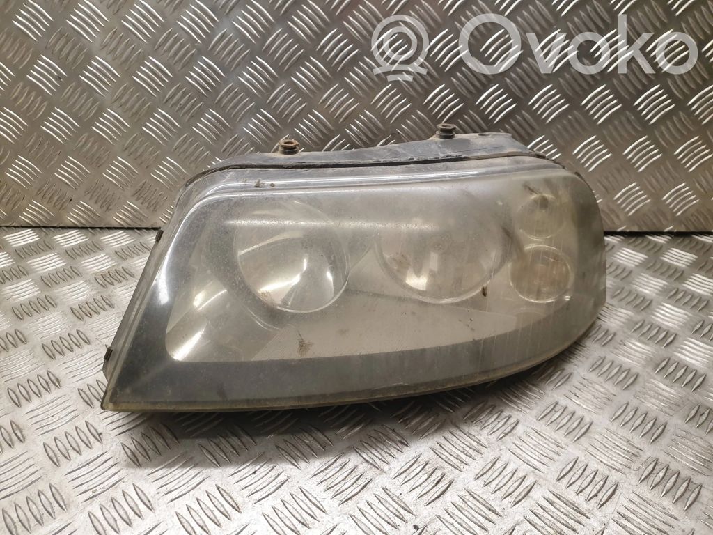 Seat Alhambra (Mk1) Lampa przednia 