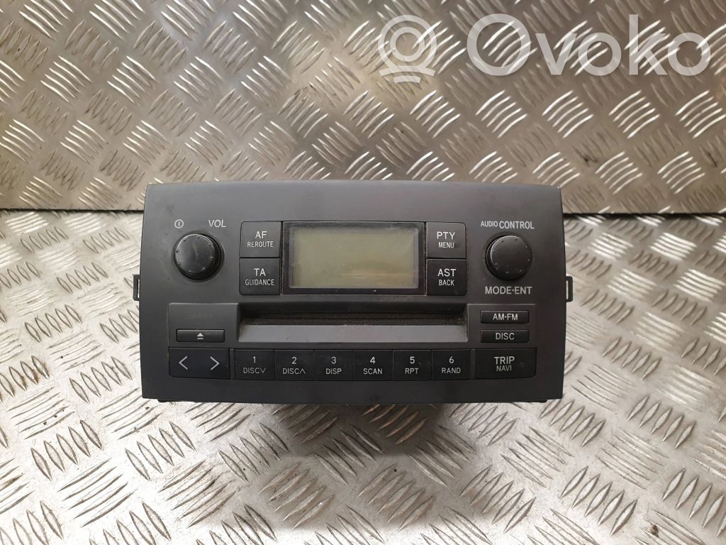 Toyota Corolla Verso E121 Unité principale radio / CD / DVD / GPS 