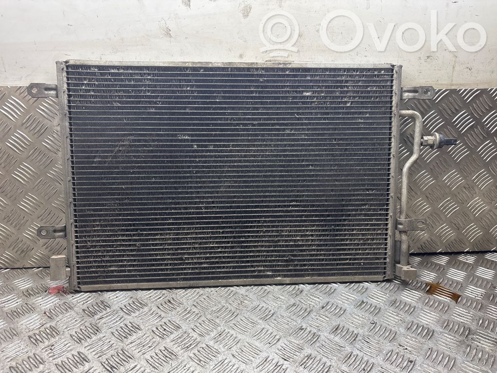 Audi A4 S4 B6 8E 8H Radiator răcire A/C (condensor) 