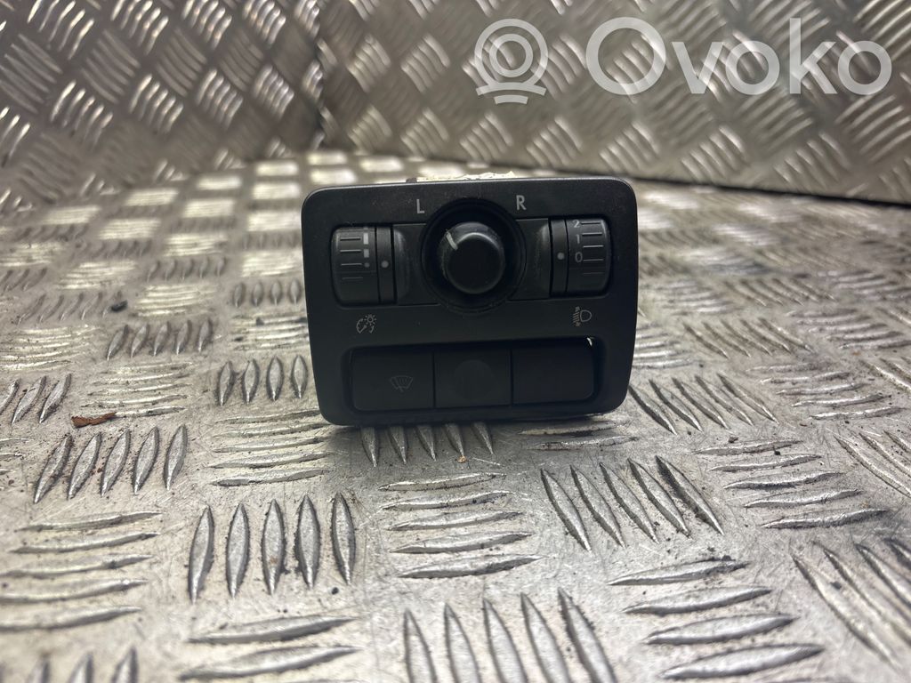 Subaru Outback Wing mirror switch 