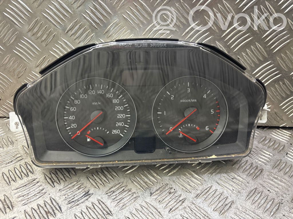 Volvo V50 Speedometer (instrument cluster) 