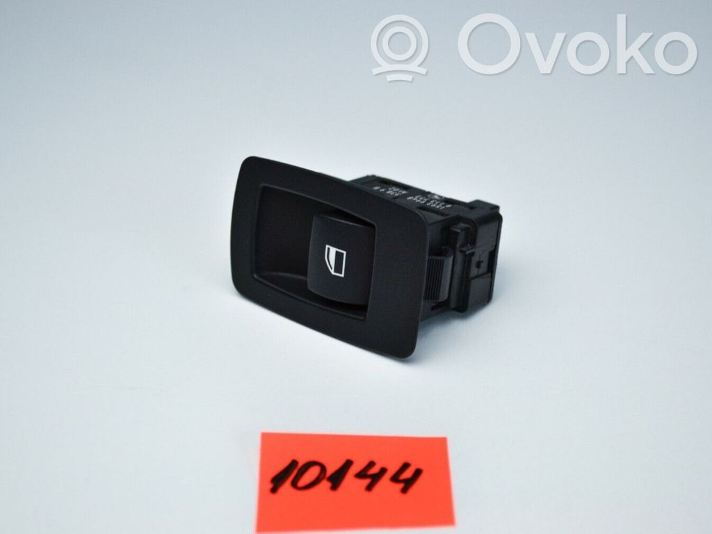 Electric window control switch   9113773