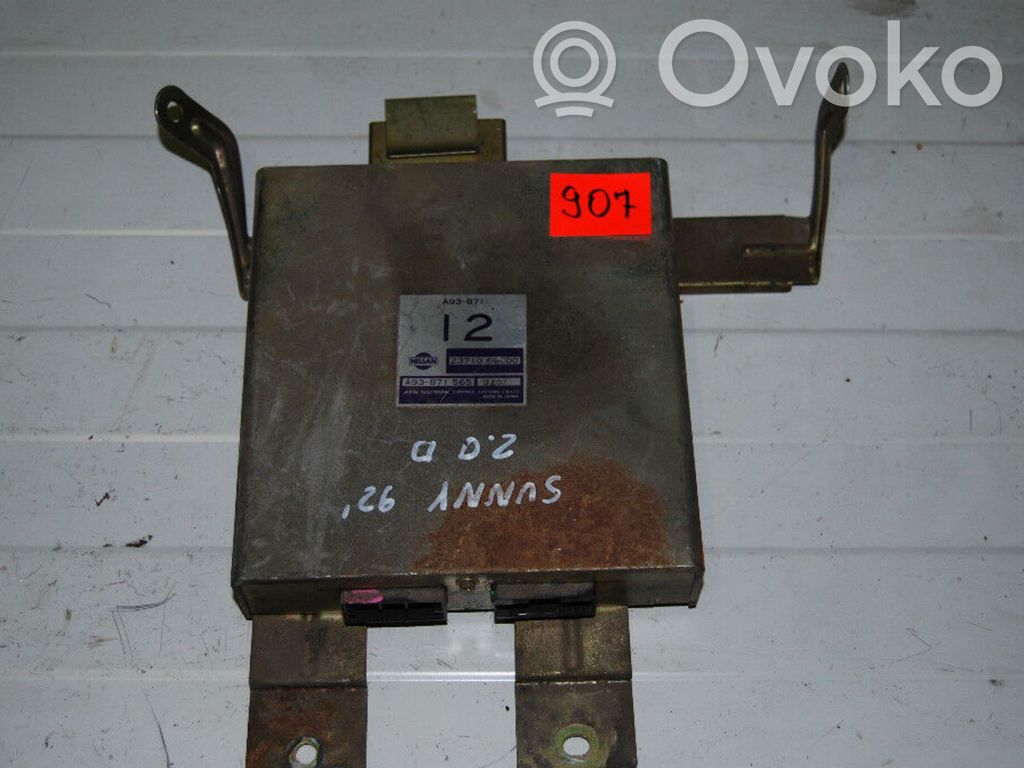 Nissan Sunny Engine control unit/module 