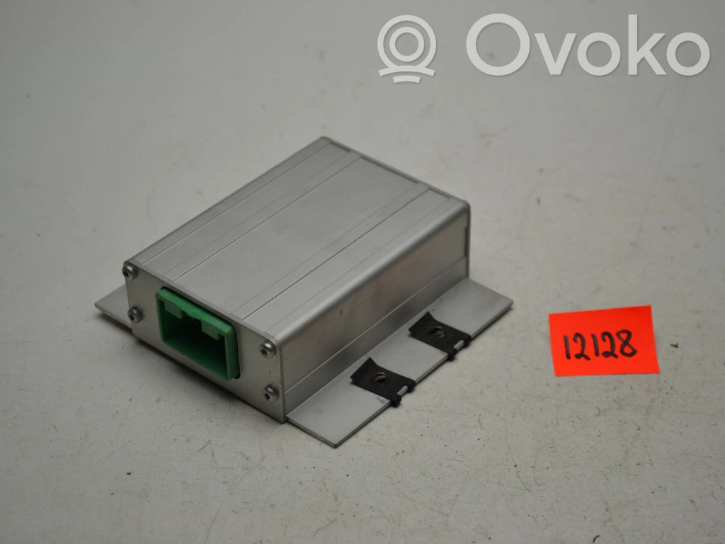 Volvo XC90 GPS navigation control unit/module 