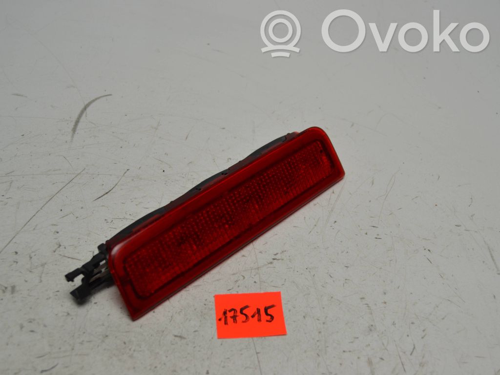 Volkswagen Caddy Third/center stoplight 