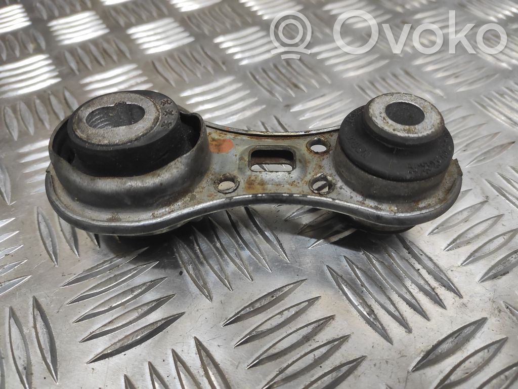 Nissan Primera Dzinēja spilvens 