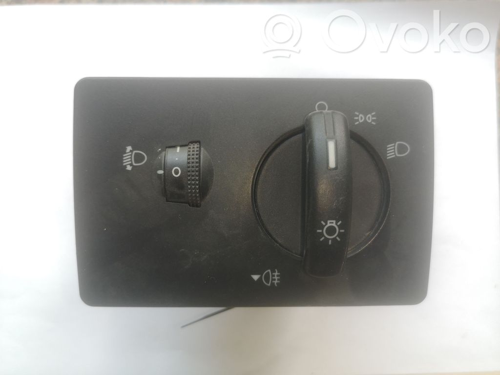 Ford Fusion Light switch 