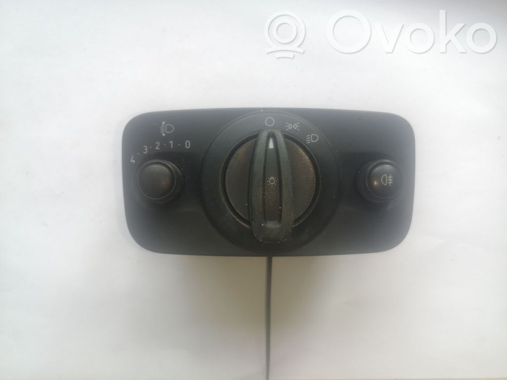 Ford Fiesta Light switch 