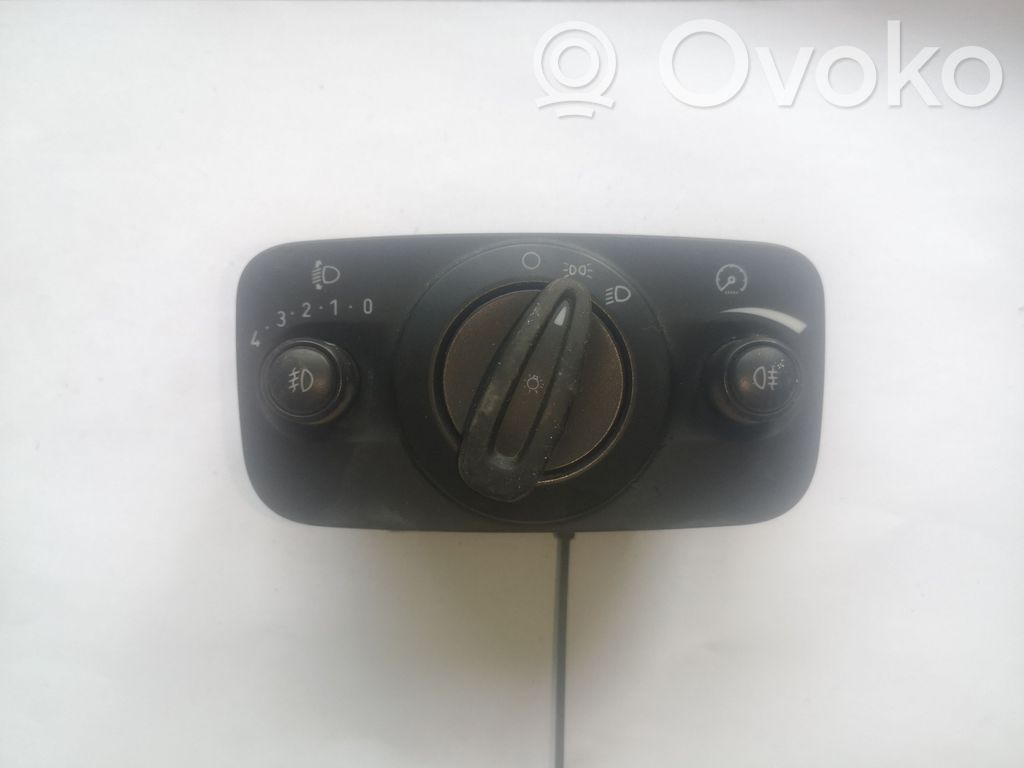Ford Grand C-MAX Light switch 