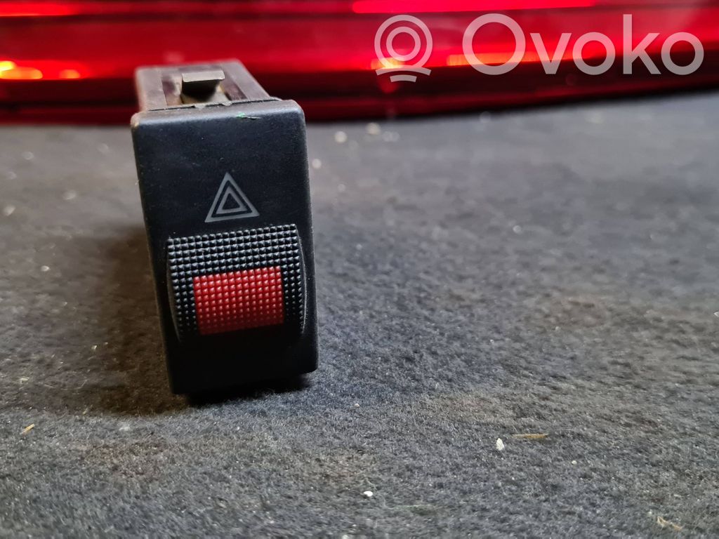 Audi A4 S4 B5 8D Hazard light switch 