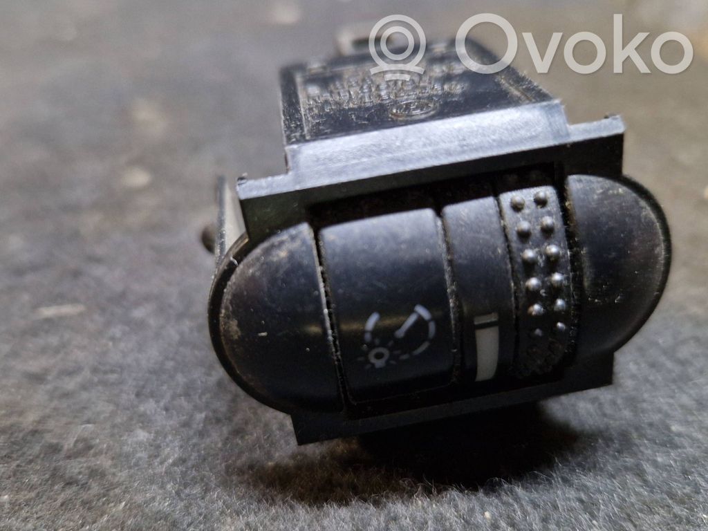 Volkswagen PASSAT B5.5 Panel lighting control switch 