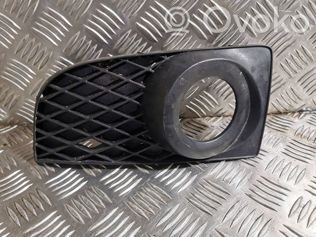 Etusumuvalon ritilä   CC2250C21