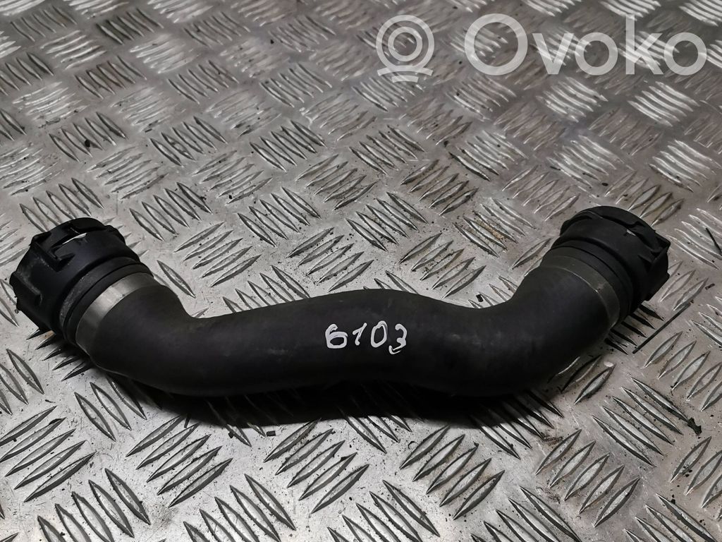 Engine coolant pipe/hose