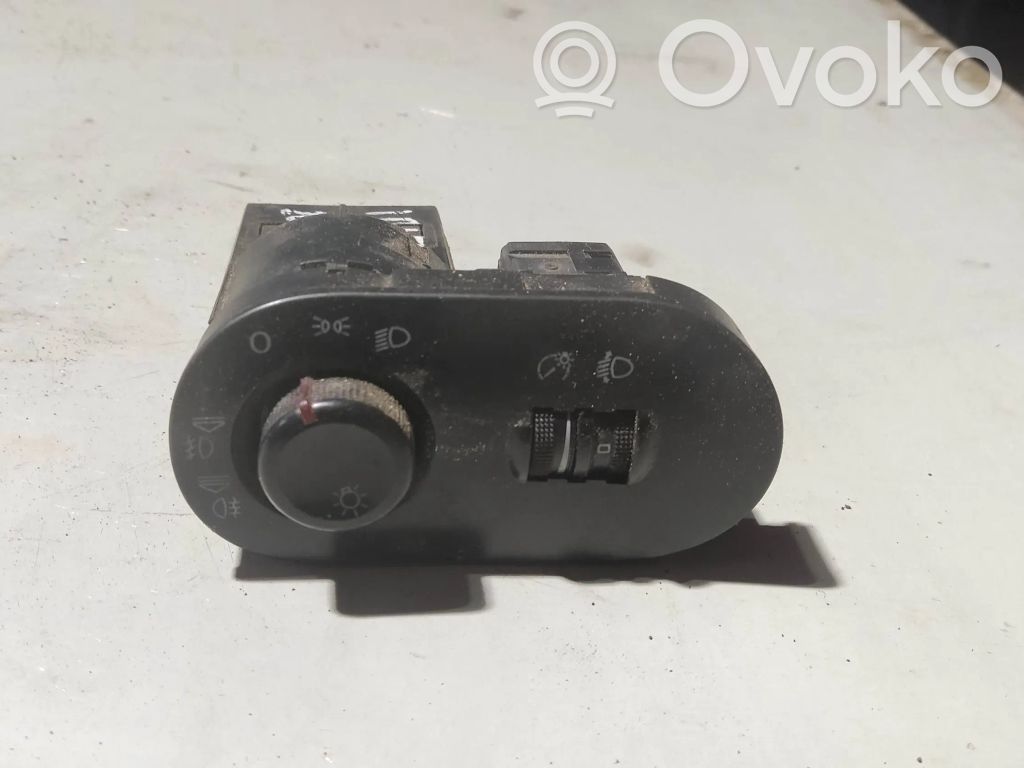 Seat Ibiza III (6L) Light switch 