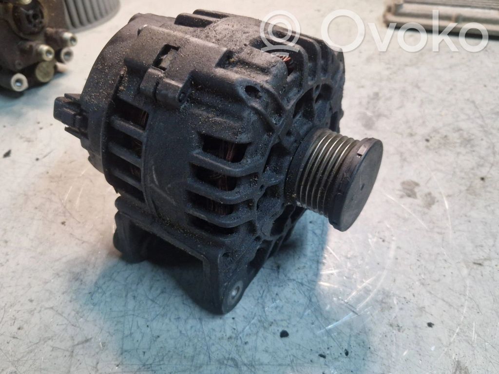 Renault Laguna II Generatore/alternatore 