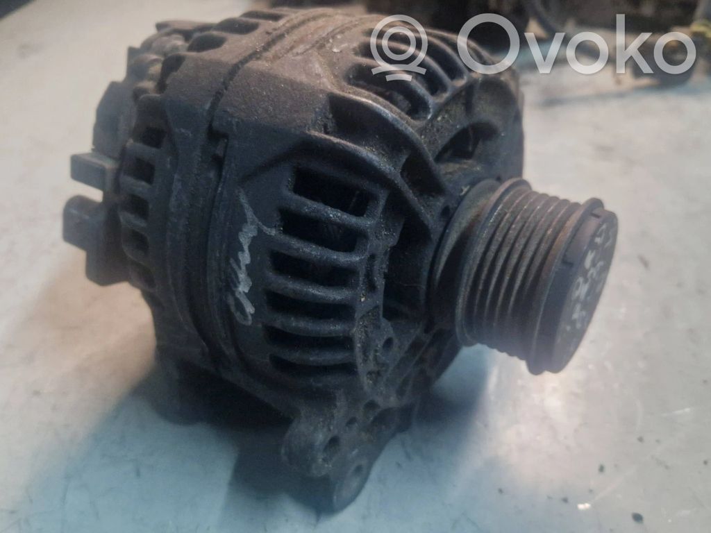 Alternador   028903028E