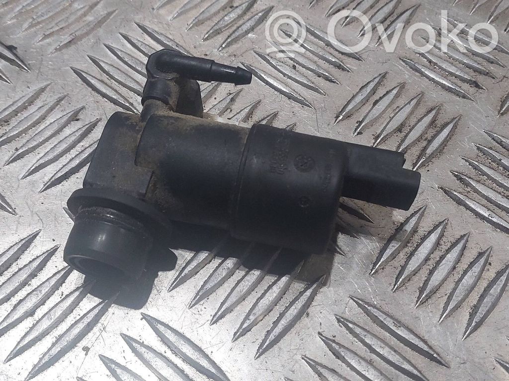 Peugeot 207 Windscreen/windshield washer pump 