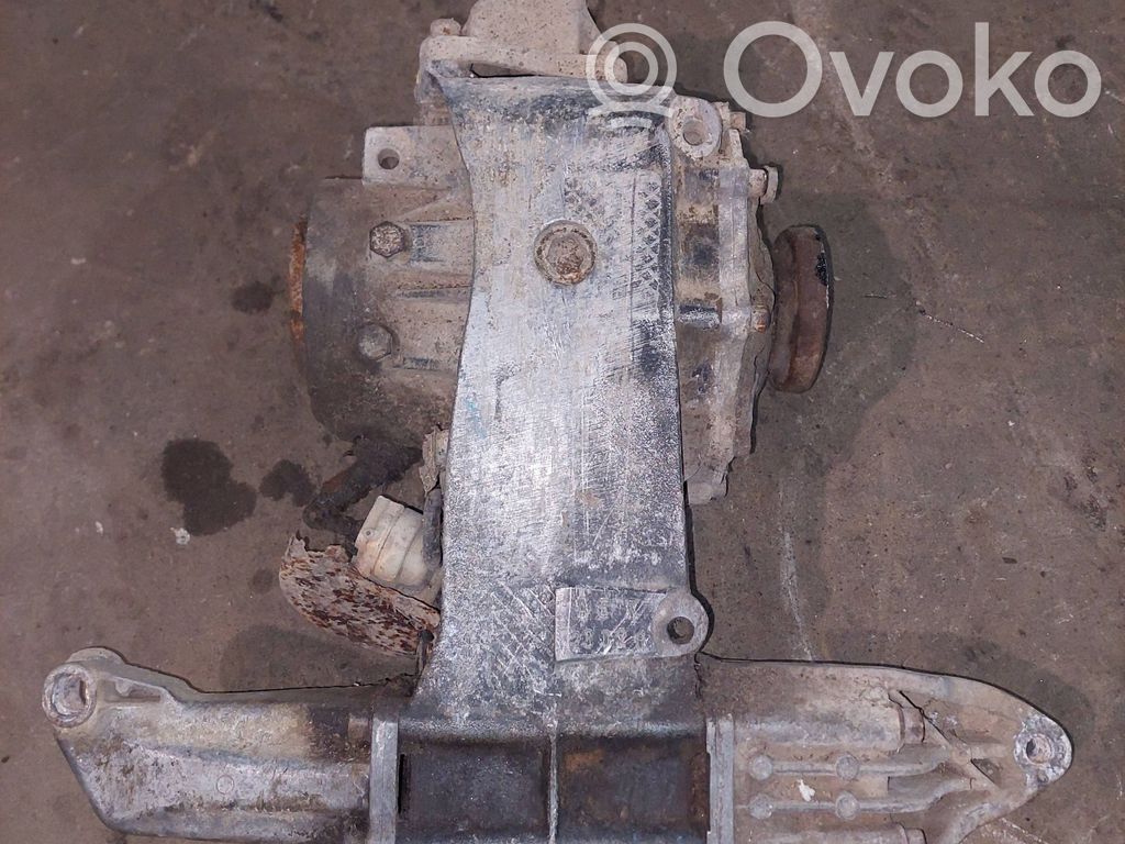 Audi 80 90 B3 Задний редуктор 