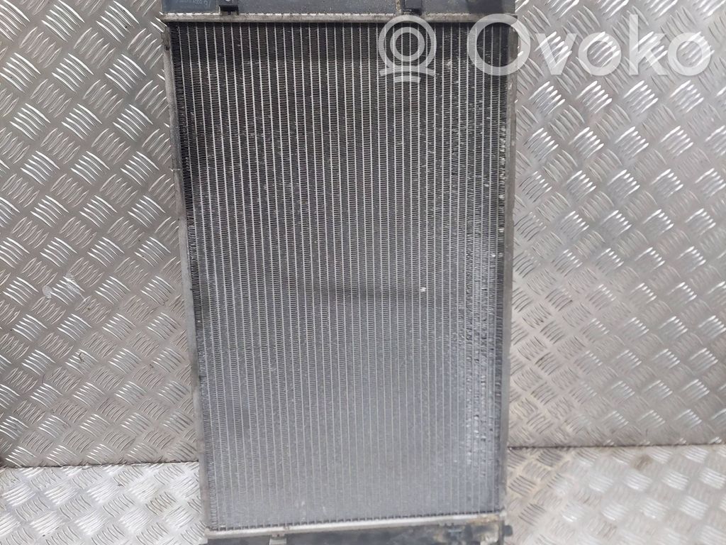Toyota Avensis T250 Coolant radiator 