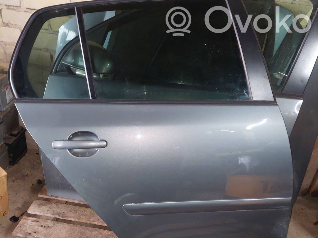 Volkswagen Golf V Galinės durys 