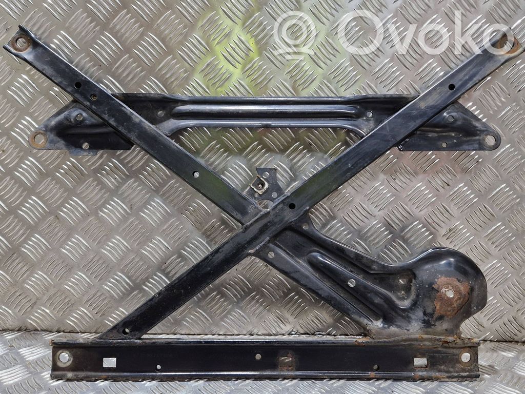 Audi A4 S4 B8 8K Achsträger vorne 
