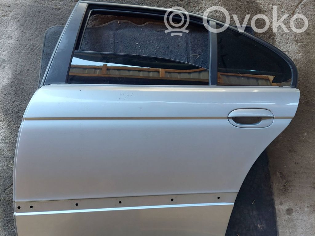 Rear door