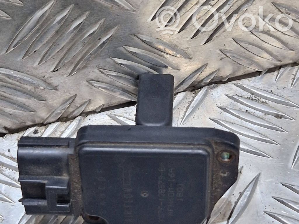 Ford Mondeo Mk III Przepływomierz masowy powietrza MAF 