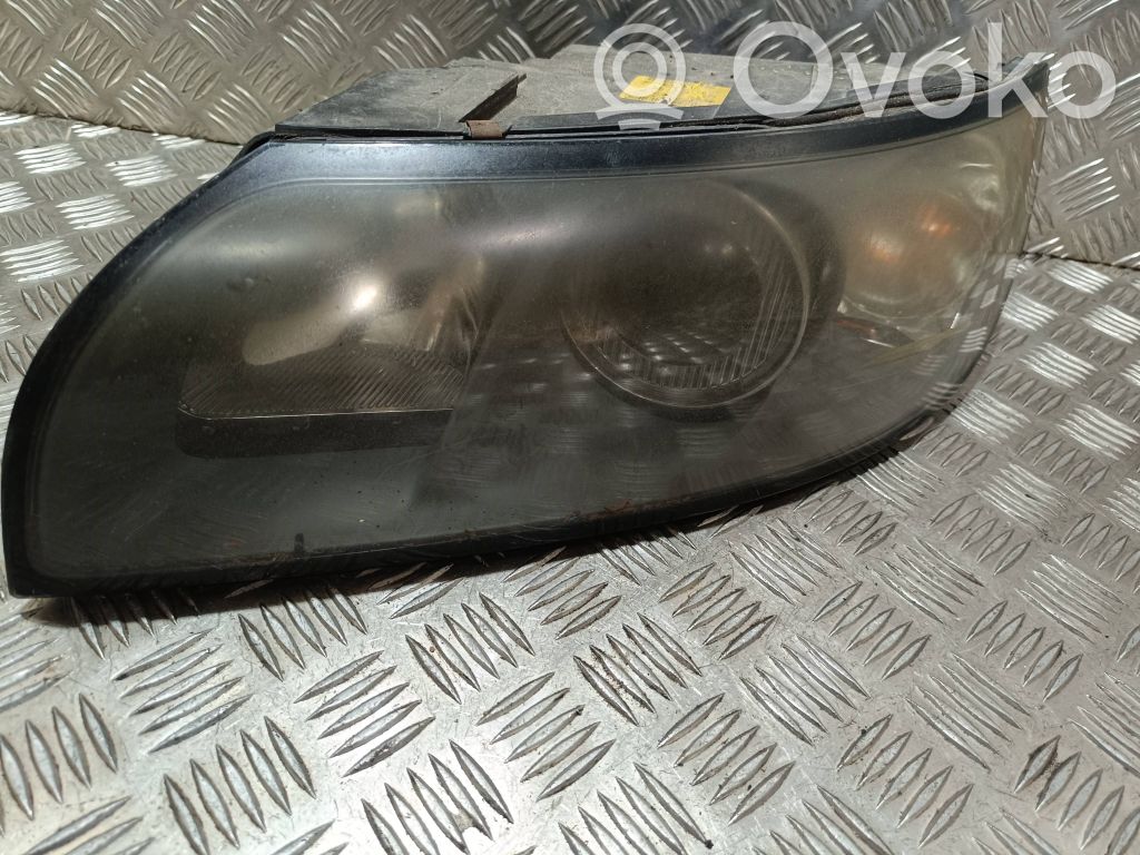 Volvo V50 Priekšējais lukturis 