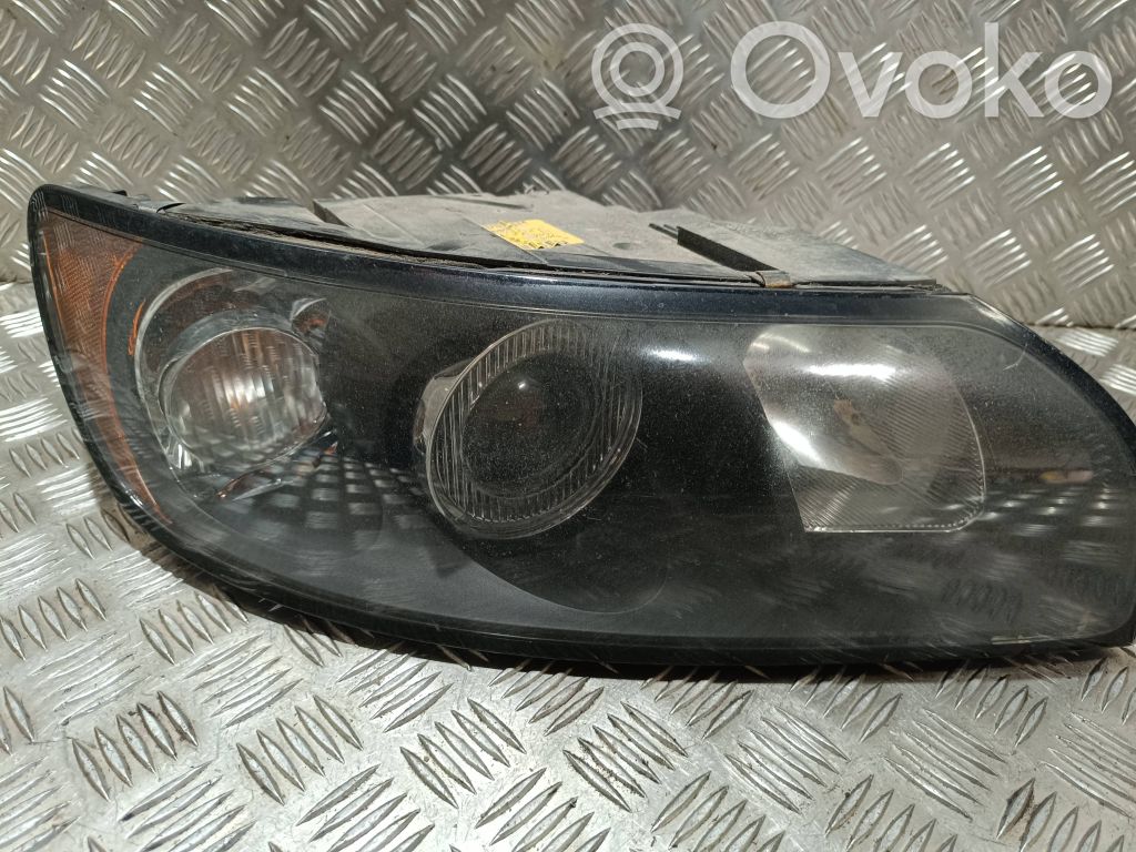 Volvo V50 Lampa przednia 