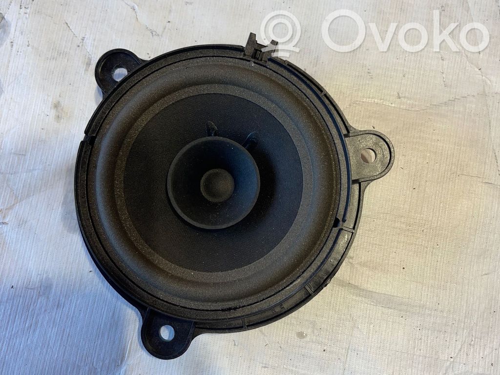 Renault Zoe Rear door speaker 