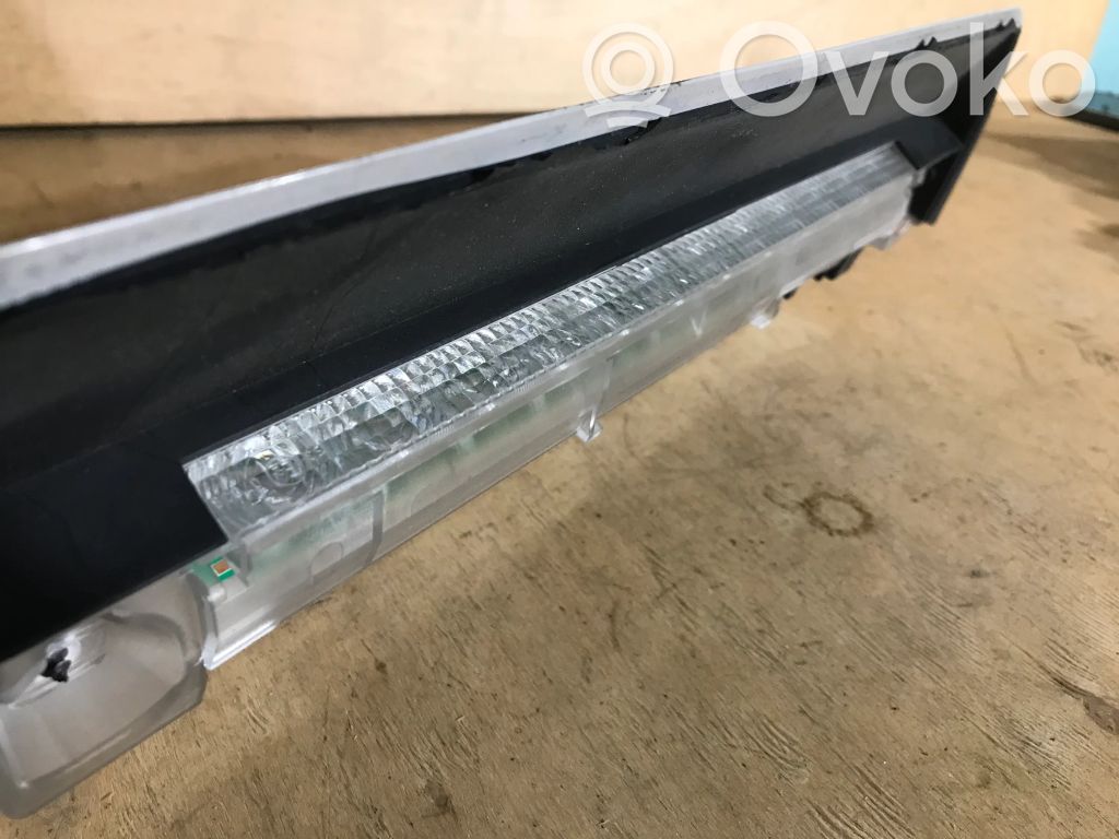 Citroen C5 Third/center stoplight 