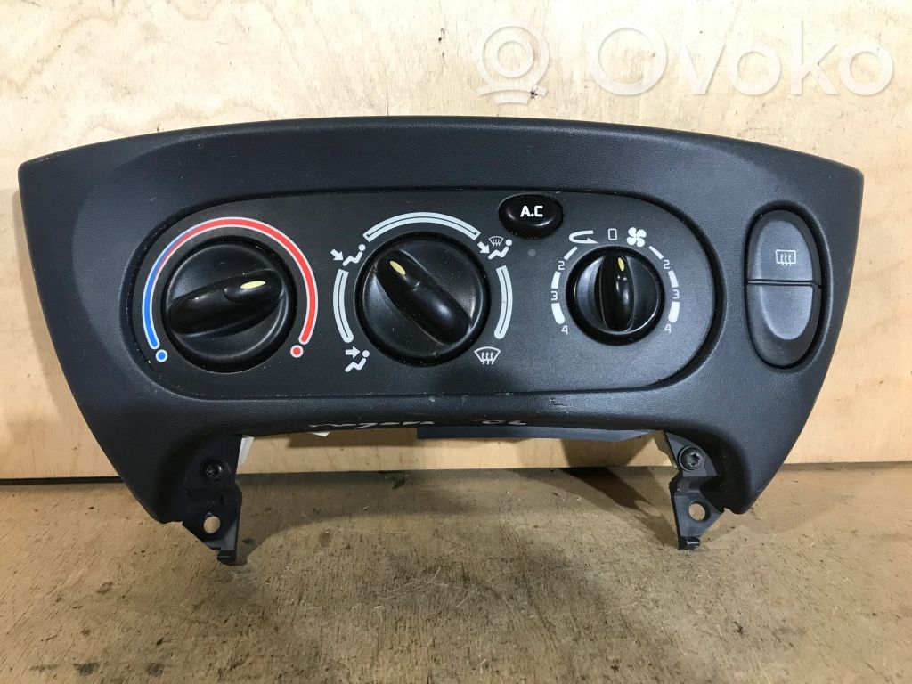 Renault Megane I Climate control unit 