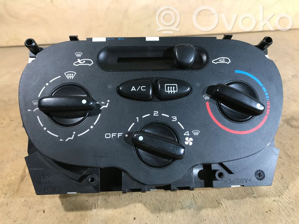 Peugeot 206 Climate control unit 