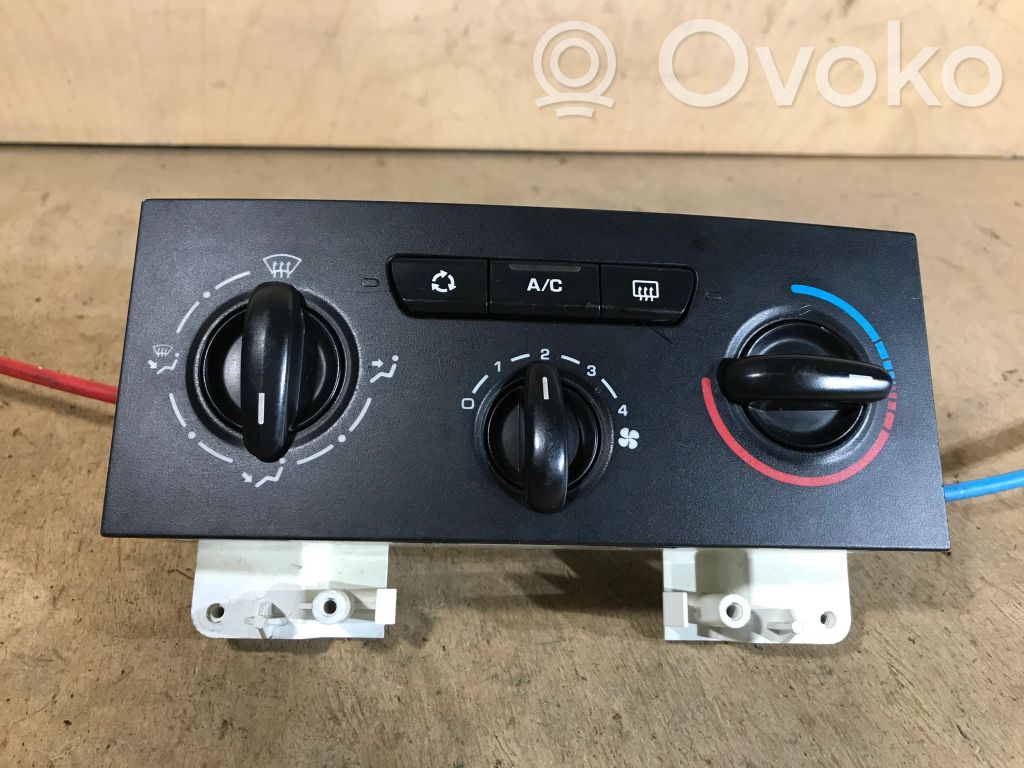 Citroen C4 I Climate control unit 