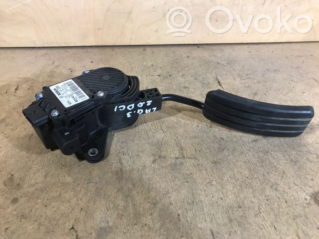 Renault Laguna III Accelerator throttle pedal 