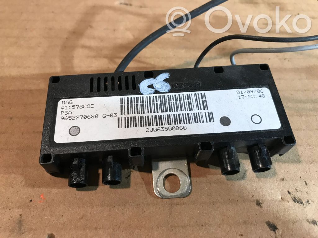 Citroen C6 Pystyantennivahvistin 