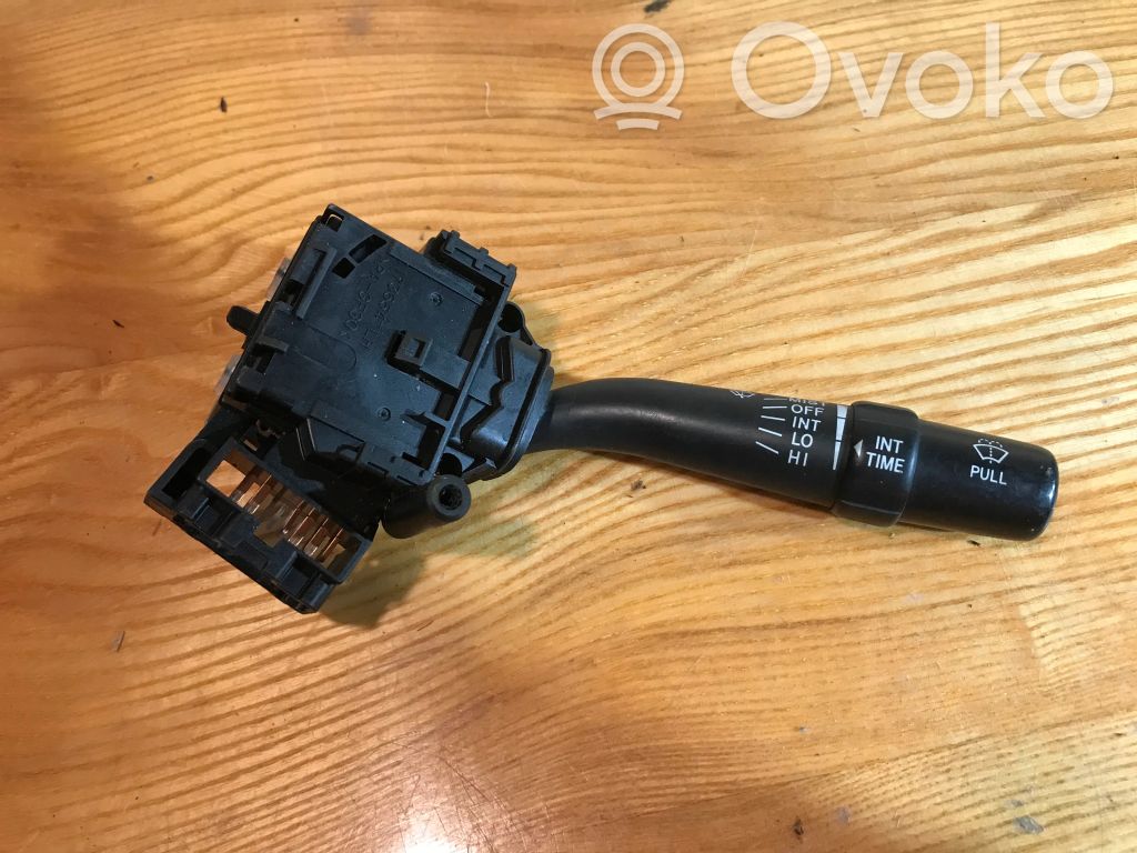 Toyota Avensis T250 Schalter Hebel Scheibenwischer 