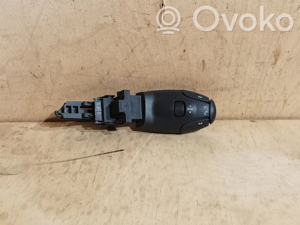 Peugeot 407 Unidad central de control multimedia 