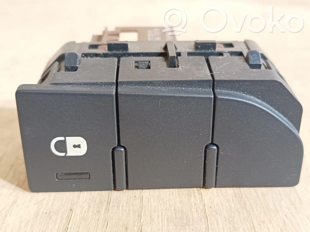 Central locking switch button   96637757ZD,96637757ZD00,MQ3384730101
