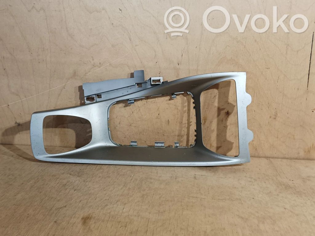Citroen C5 Pavarų perjungimo svirties apdaila (plastikinė) 