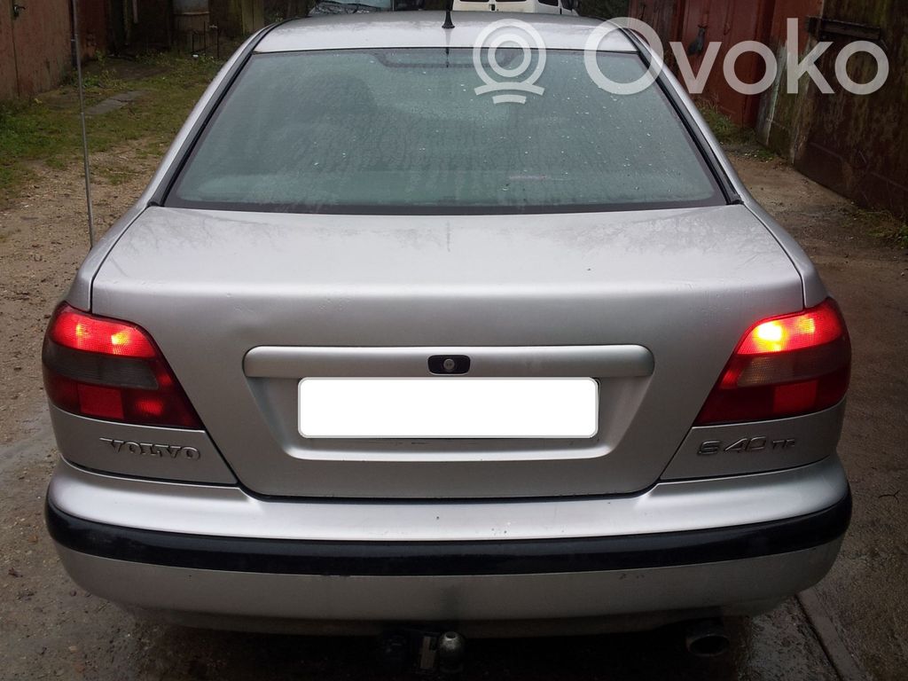 Volvo S40, V40 Puerta del maletero/compartimento de carga 