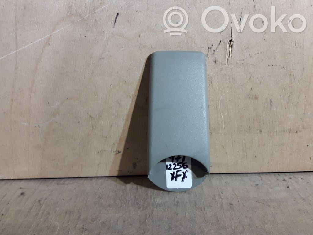 Jaguar XJ X308 Front seatbelt 