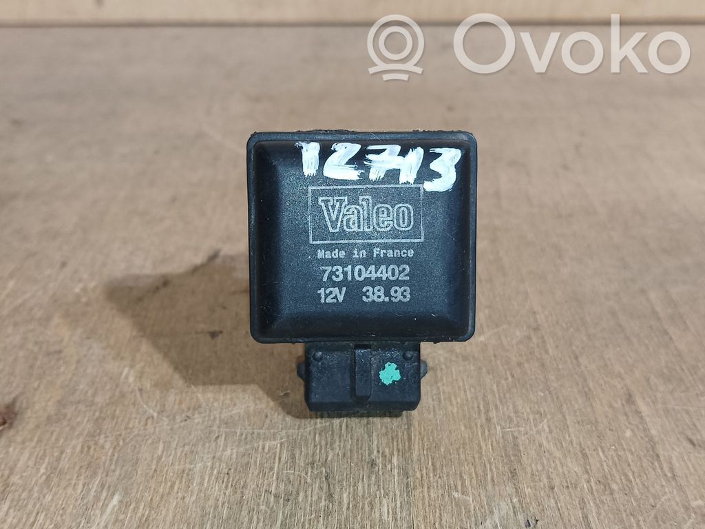 Peugeot 306 Coolant level sensor 