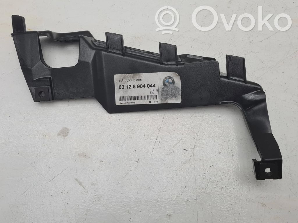 BMW 5 E39 Headlight/headlamp mounting bracket 