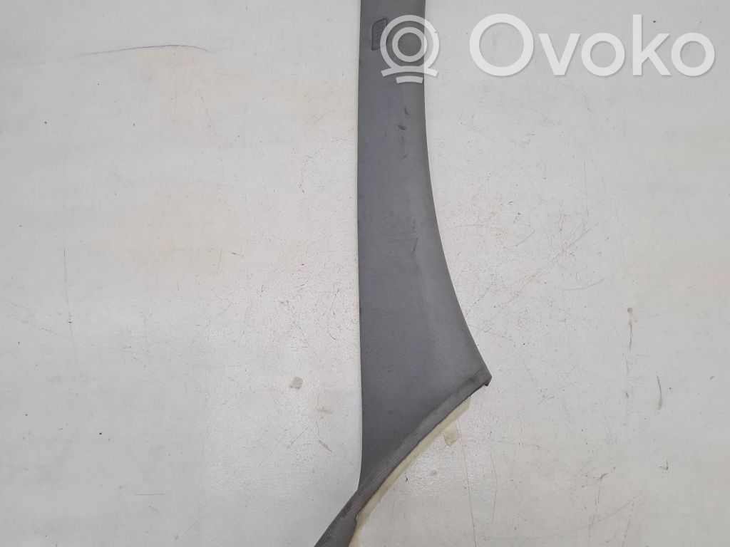 BMW 1 E81 E87 Kita salono detalė 