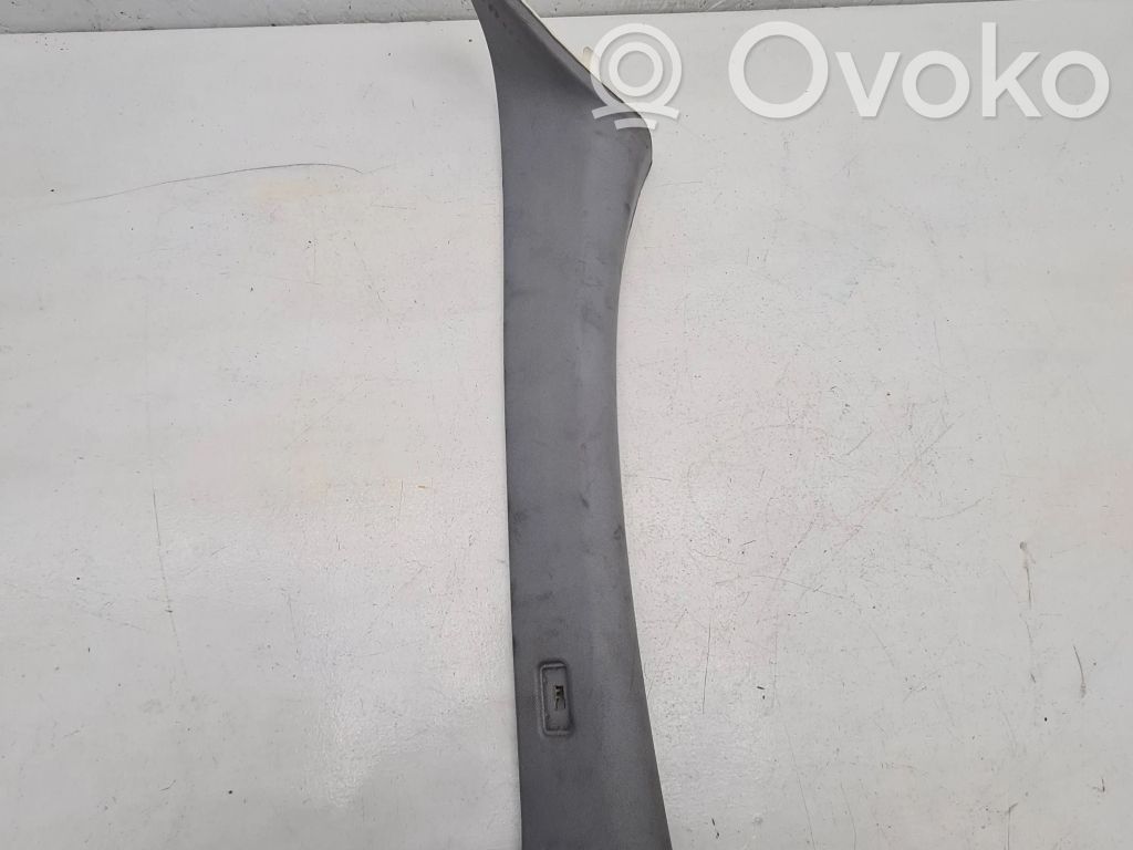 BMW 1 E81 E87 Kita salono detalė 